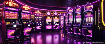 Người hâm mộ bóng đá Việt Nam ăn mừng bàn thắng khi xem trận trực tiếp